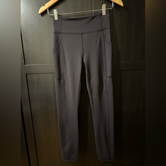 Lululemon Invigorate High-Rise Leggings 25” | Size 4 | Black - Picture 2 of 4